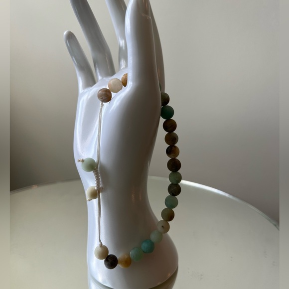 Handmade genuine gemstone bracelet is Amazonite.This bracelet is adjustable - Picture 5 of 6
